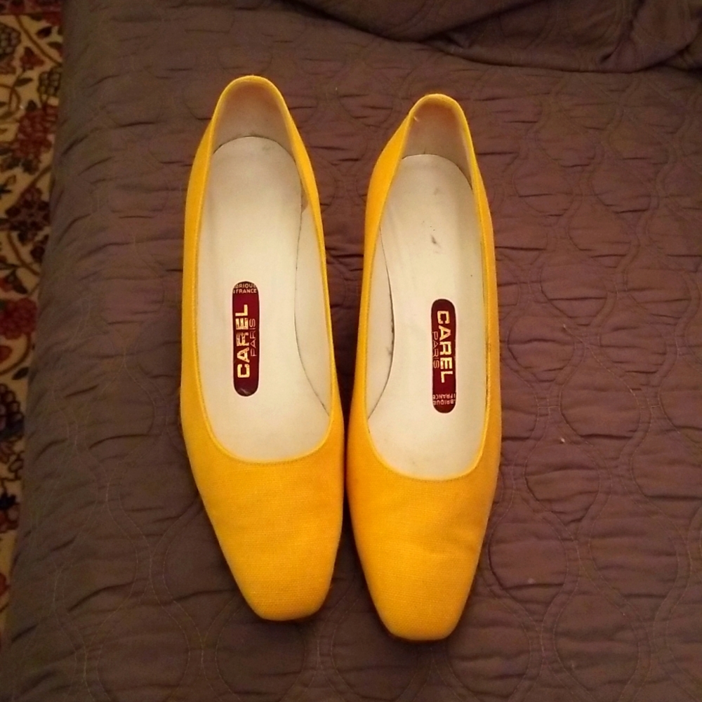 Shoe